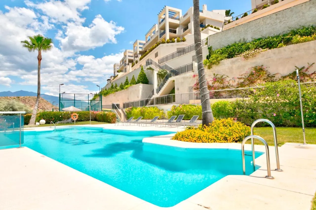 Mediterranean Swing - Acosta Apartment 4, Villa Padierna Estepona