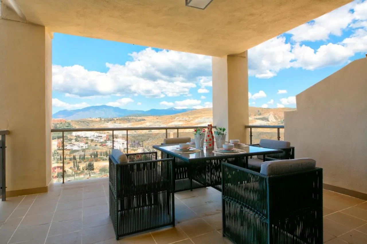 Mediterranean Swing - Acosta Apartment 4, Villa Padierna إِستيبونا