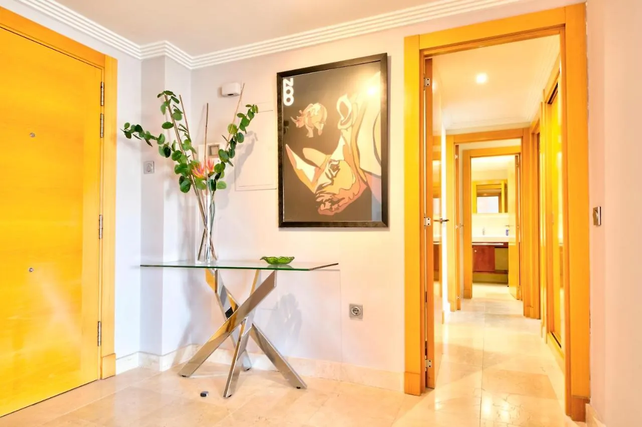 Mediterranean Swing - Acosta Apartment 4, Villa Padierna Estepona Espanha