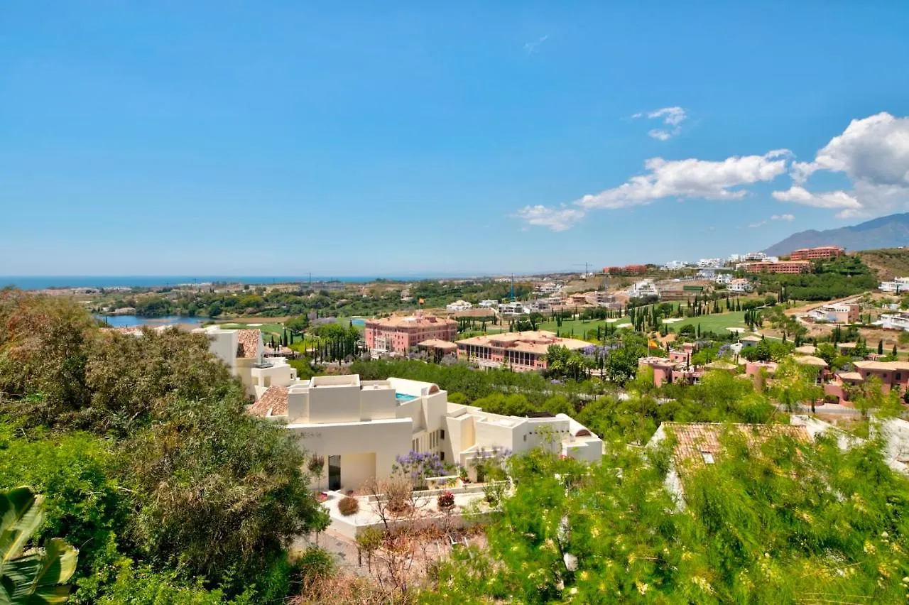 Mediterranean Swing - Acosta Apartment 4, Villa Padierna Estepona