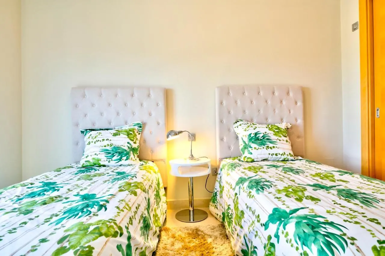 Mediterranean Swing - Acosta Apartment 4, Villa Padierna إِستيبونا