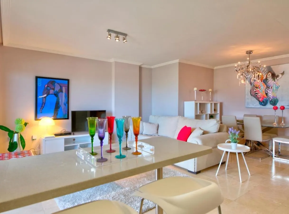 Mediterranean Swing - Acosta Apartment 4, Villa Padierna Estepona